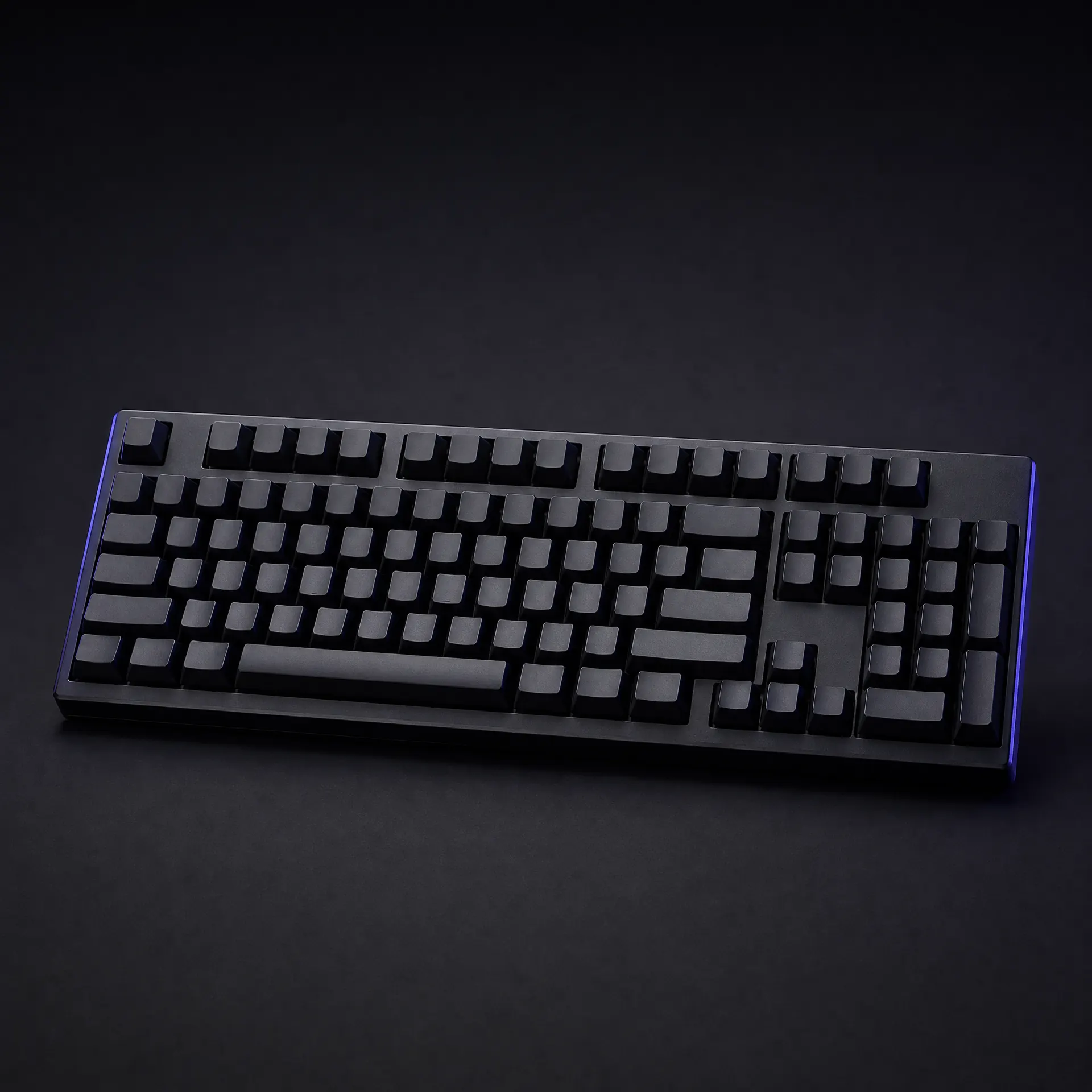 Mechanical computer keyboard